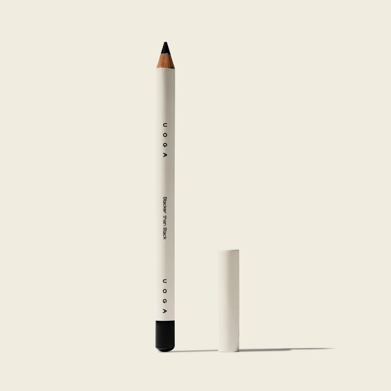 Svinčnik za oči, Blacker than black (črn)